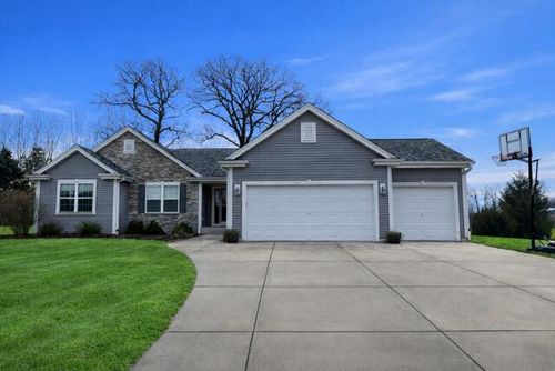 3850 Strawberry Glen Drive, JACKSON, WI, 53012 | Card Image