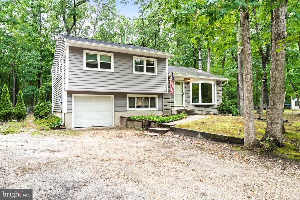 Maple Dr, Browns Mills, NJ 08015