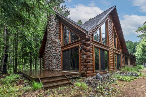5199 Eagles Rdg, Eagle River, WI, 54521-8126 | Card Image