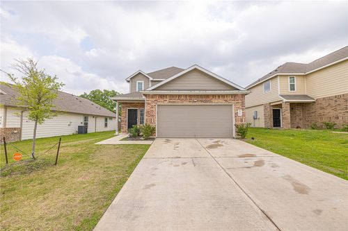 975 Harper Ln, Bryan, TX, 77803-1872 | Card Image