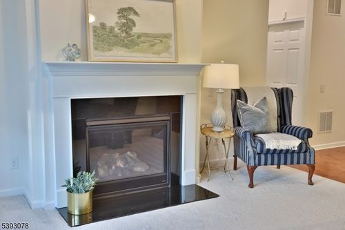 18 Barnett Rd, Flemington, NJ, 08822-7239 | Card Image