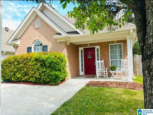 391 Forest Lakes Dr, STERRETT, AL, 35147-8163 | Card Image