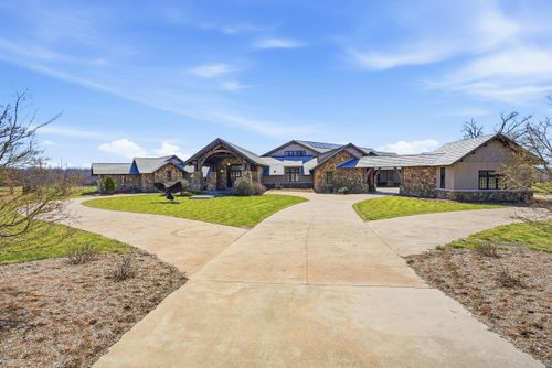 6768 E New Haven Rd, COLUMBIA, MO, 65201-7438 | Card Image