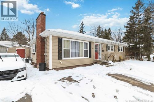 56 Carney Ave, Moncton, NB, E1C4H7 | Card Image