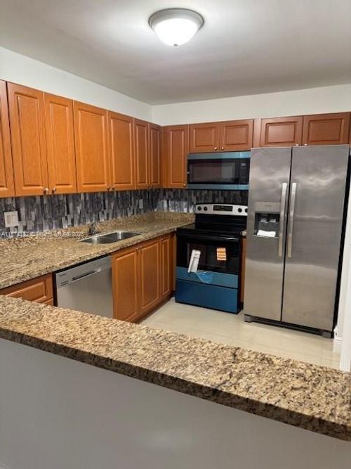apt-301-6130 W 19th Ave, Hialeah, FL, 33012-6059 | Card Image