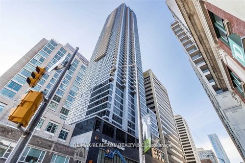 4002-395 Bloor St E, Toronto, ON, M4W0B4 | Card Image