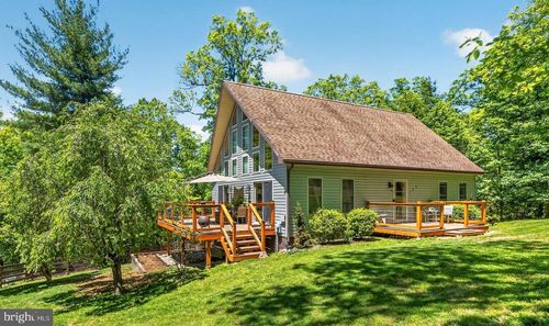 386 Chestnut Oak Ln, HEDGESVILLE, WV, 25427-4367 | Card Image