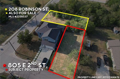 805 E 2nd St, Taylor, TX, 76574-3804 | Card Image