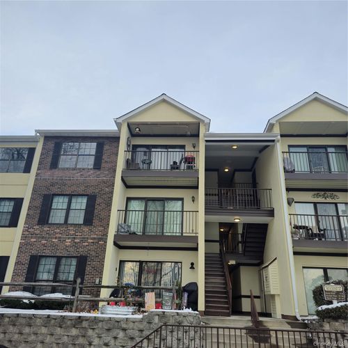 23-23 Nottingham Cir, Peekskill, NY, 10566-2566 | Card Image