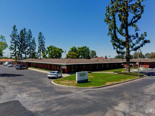 2525 N Chester Avenue, Bakersfield, CA, 93308 | Card Image