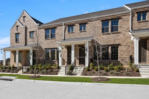 629 Redwood Way, Mansfield, TX, 76063-6976 | Card Image