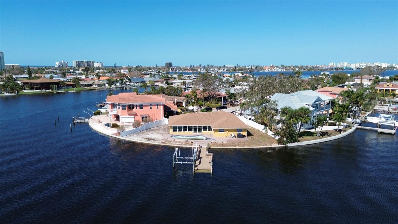 4th Palm Pt, Street Pete Beach, FL 33706