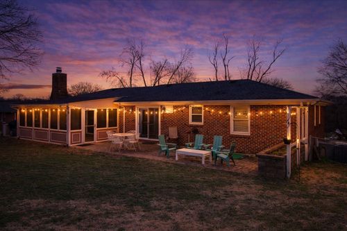 150 Lake Park Dr, Nashville, TN, 37211-2733 | Card Image