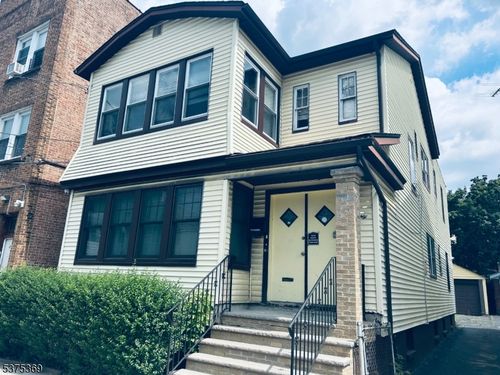 80 Boylan St, Newark, NJ, 07106-1812 | Card Image