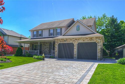 {{alt}} | Card Image