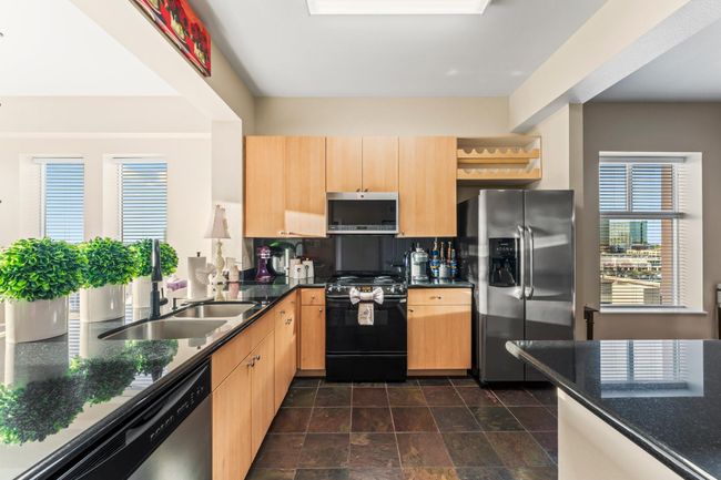 UNIT-1001 - 3505 Sage Rd, Condo with 2 bedrooms, 2 bathrooms and 2 parking in Houston TX | Image 12