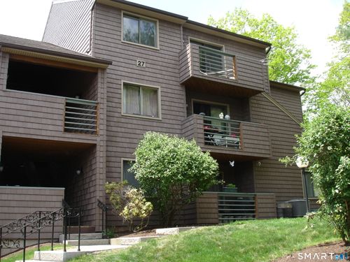 26-5-166 Old Brookfield Rd, Danbury, CT, 06811-4038 | Card Image