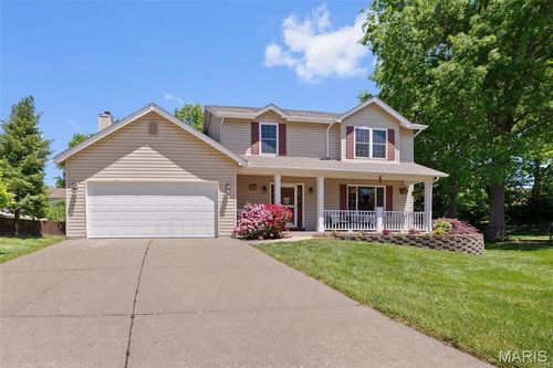 247 Pond Hollow Dr, Saint Charles, MO, 63303-6549 | Card Image