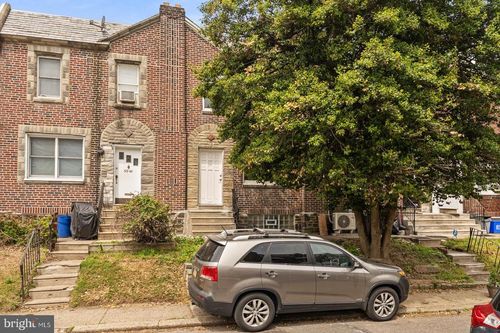 5946 Bennington St, PHILADELPHIA, PA, 19120-1202 | Card Image