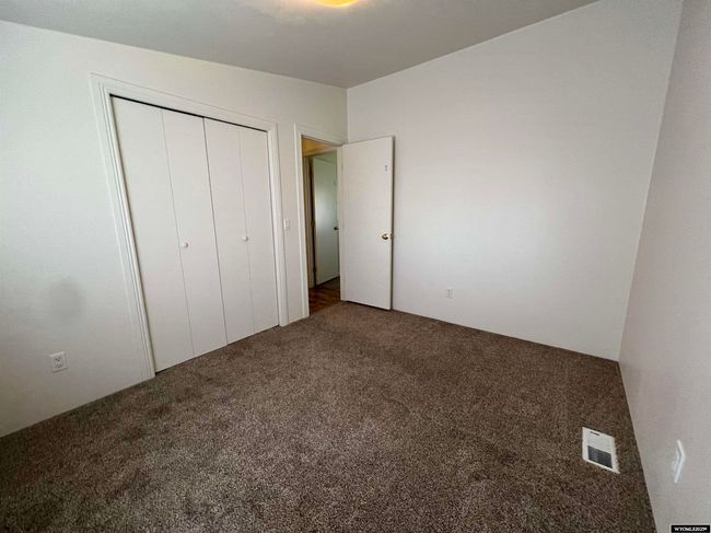 664 Evergreen Dr, House attached with 3 bedrooms, 2 bathrooms and null parking in Mountain View WY | Image 12