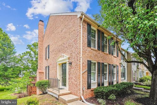 44049 Ferncliff Ter, ASHBURN, VA, 20147-3329 | Card Image