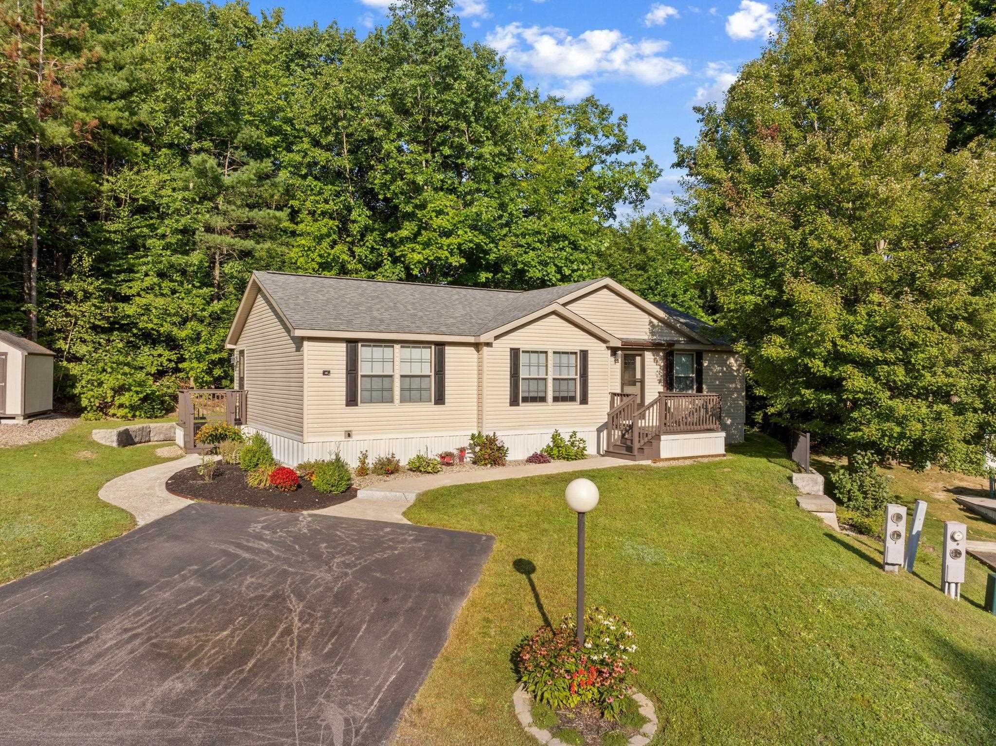 Lilac Dr, Rochester, NH 03867