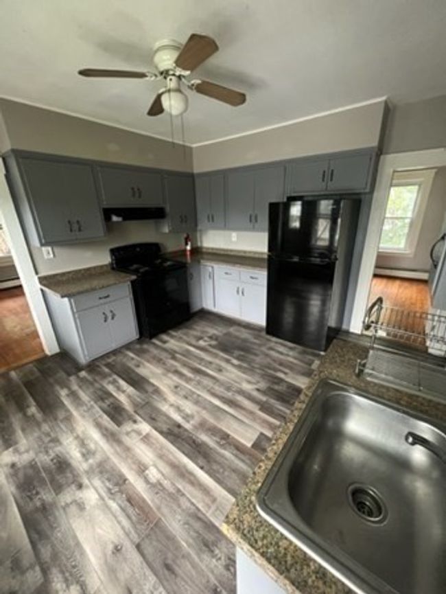 313 Canton St, Home with 7 bedrooms, 3 bathrooms and 4 parking in Fitchburg MA | Image 14