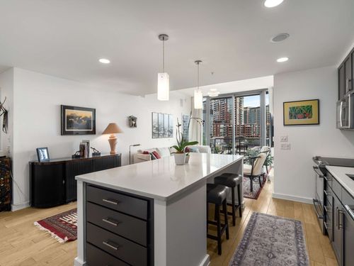 apt-304-1212 Laurel St, Nashville, TN, 37203-4434 | Card Image