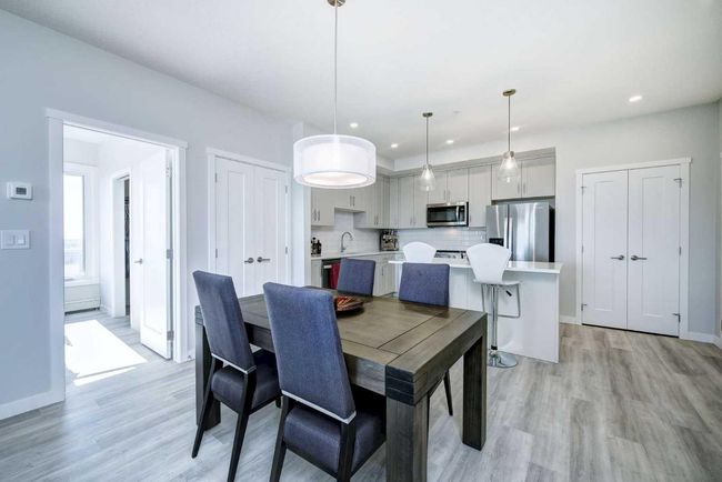 501 - 71 Shawnee Common Sw, Condo with 2 bedrooms, 2 bathrooms and 2 parking in Calgary AB | Image 7