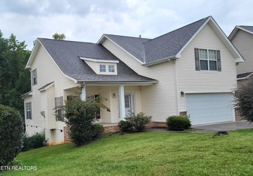 1529 Armiger Ln, Knoxville, TN, 37932-2488 | Card Image