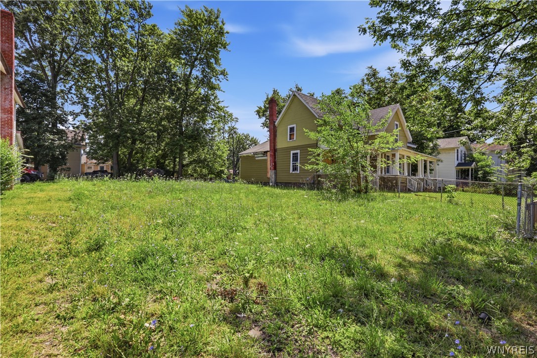 Land in Lockport City 2