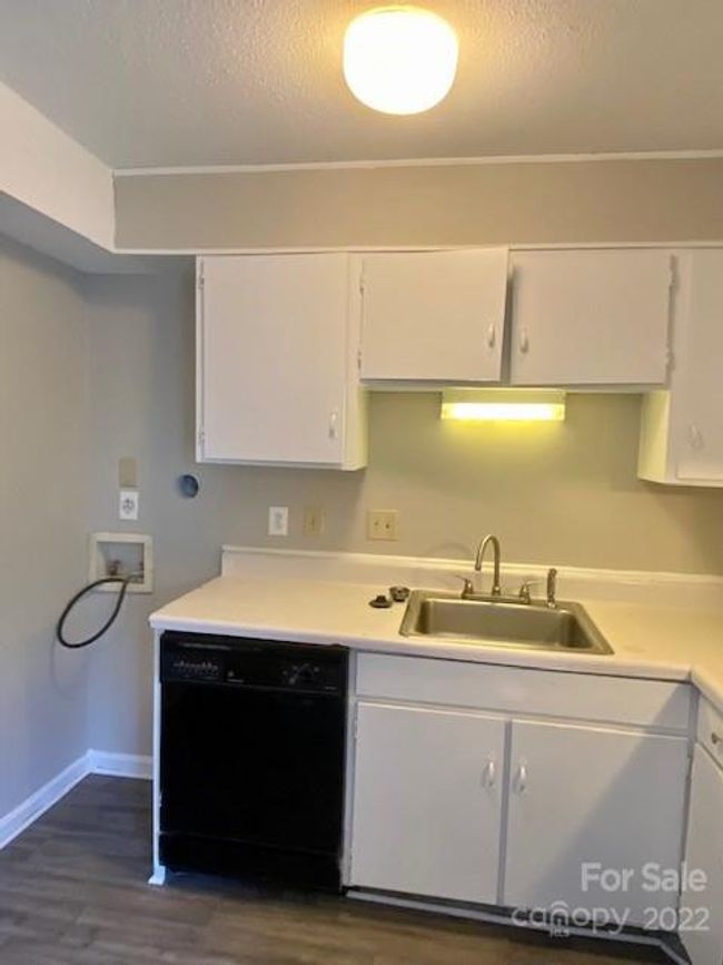APT-117 - 7997 Shady Oak Trl, Condo with 2 bedrooms, 1 bathrooms and null parking in Charlotte NC | Image 6