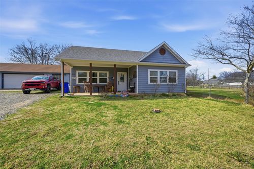 812 Quail Creek Cir, Pottsboro, TX, 75076-3453 | Card Image