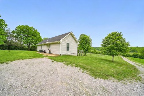 1447 Dykes Rd, Crossville, TN, 38571-7523 | Card Image