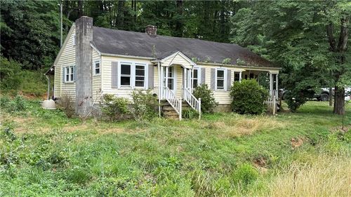 254 Toms Creek Church Rd, Pilot Mountain, NC, 27041-8253 | Card Image