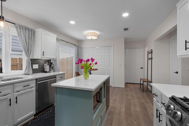 2003 Ploverville Ln, House other with 3 bedrooms, 3 bathrooms and 4 parking in Austin TX | Image 10