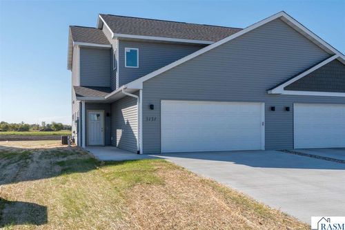 3129 & 3131 Noble Drive, Mankato, MN, 56003 | Card Image