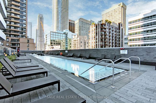 404 - 50 Charles St E, Condo with 1 bedrooms, 1 bathrooms and null parking in Toronto ON | Image 36