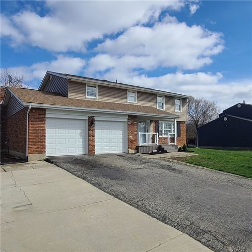 5550 Olive Tree Dr, Trotwood, OH, 45426-1311 | Card Image