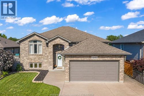 3040 Troup Cres, Windsor, ON, N8R0A5 | Card Image