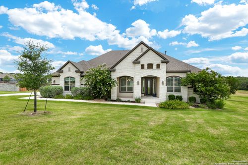 8202 Garden Arbor, Garden Ridge, TX, 78266-2983 | Card Image