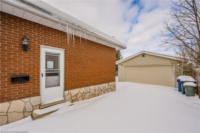 140 Brant Ave, House other with 5 bedrooms, 2 bathrooms and 4 parking in Guelph ON | Image 45