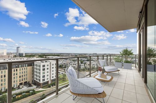 1006-7901 Windrose Ave, Plano, TX, 75024-0383 | Card Image