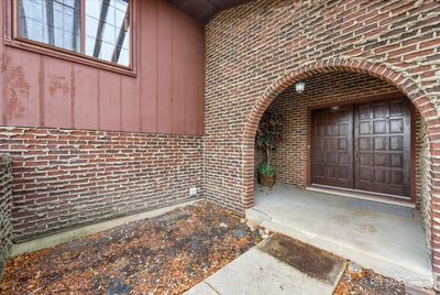 1430 Holland Place, House other with 5 bedrooms, 3 bathrooms and 2 parking in Downers Grove IL | Image 3