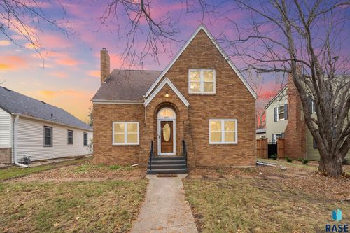 620 E Wiswall Pl, Sioux Falls, SD, 57105-2030 | Card Image