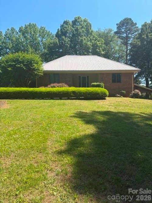 401 Greenway Street, Huntersville, NC, 28078 | Card Image