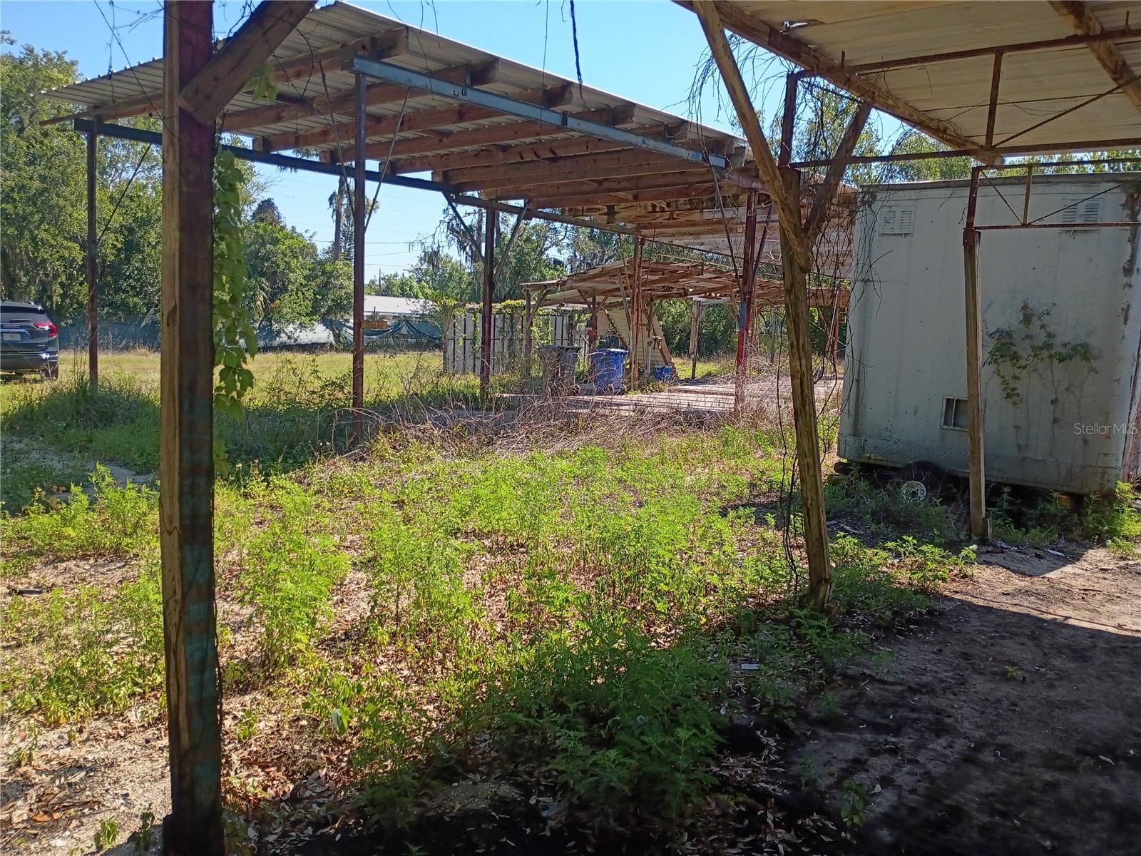 Commercial Sale in GIBSONTON 4