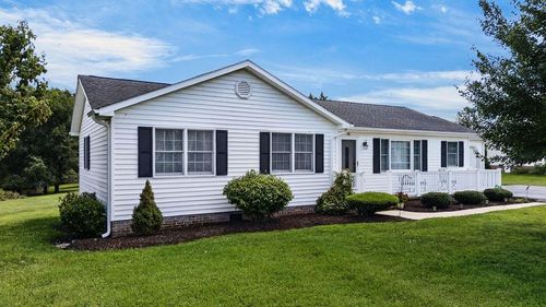 24 Warren Cir, FISHERSVILLE, VA, 22939-2213 | Card Image