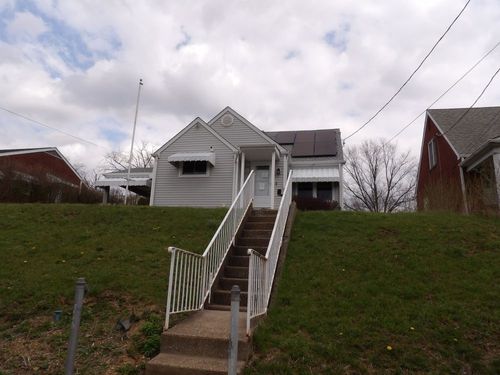 808 Grand Ave, Aliquippa, PA, 15001 | Card Image