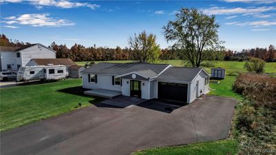 4990 Feigle Road, House other with 3 bedrooms, 2 bathrooms and null parking in Pendleton NY | Image 3